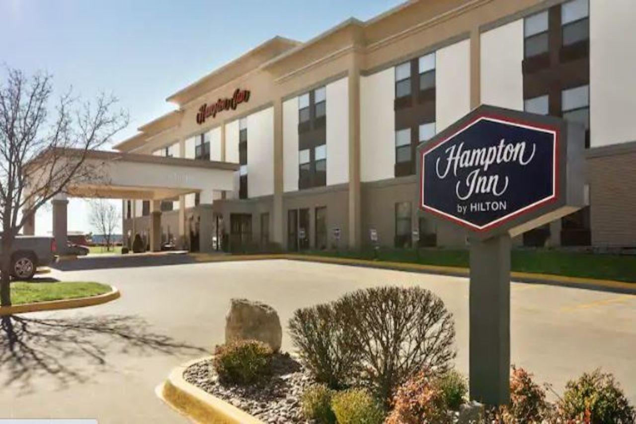 Hampton Inn Wichita-East Zewnętrze zdjęcie