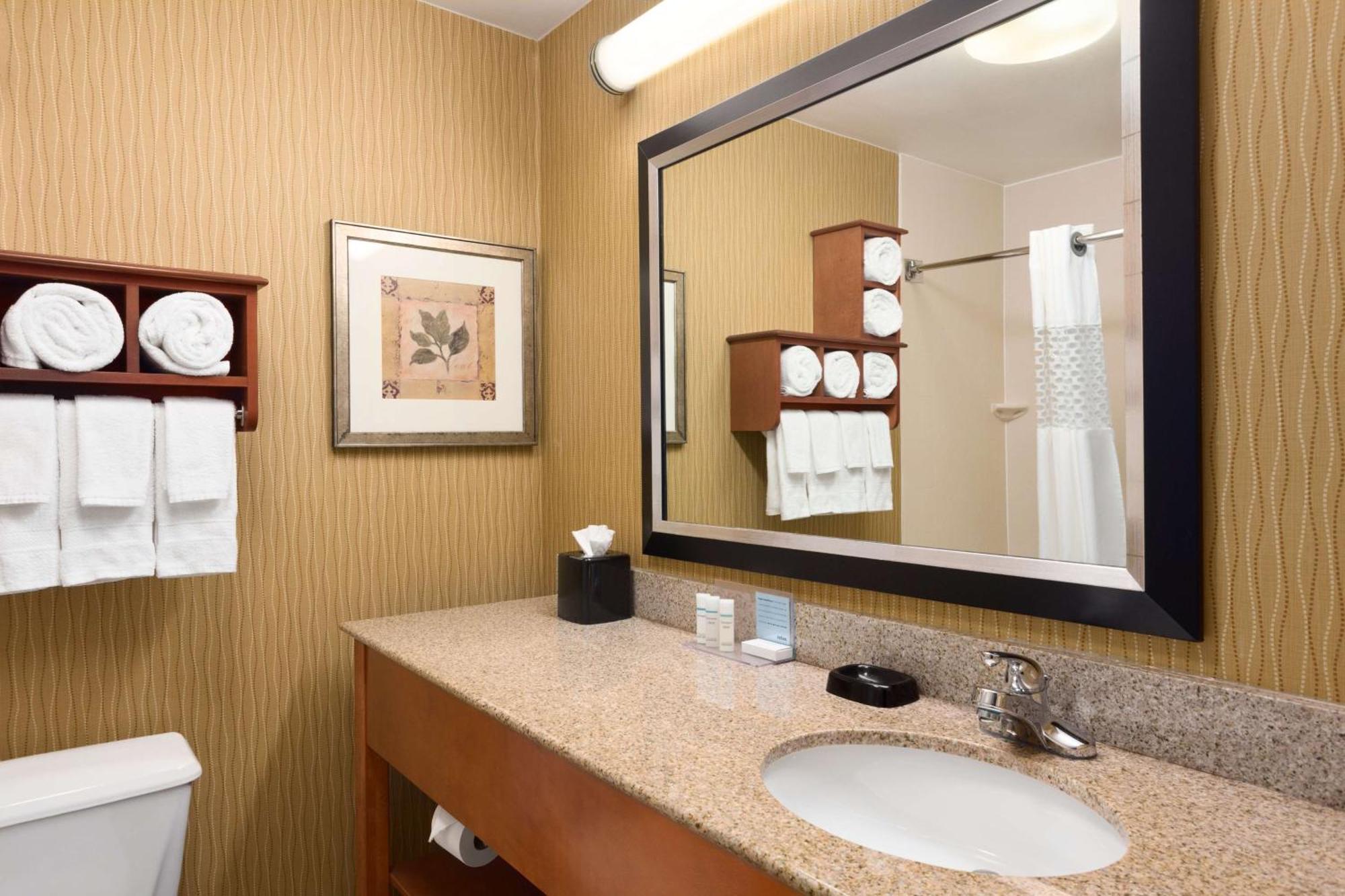 Hampton Inn Wichita-East Zewnętrze zdjęcie