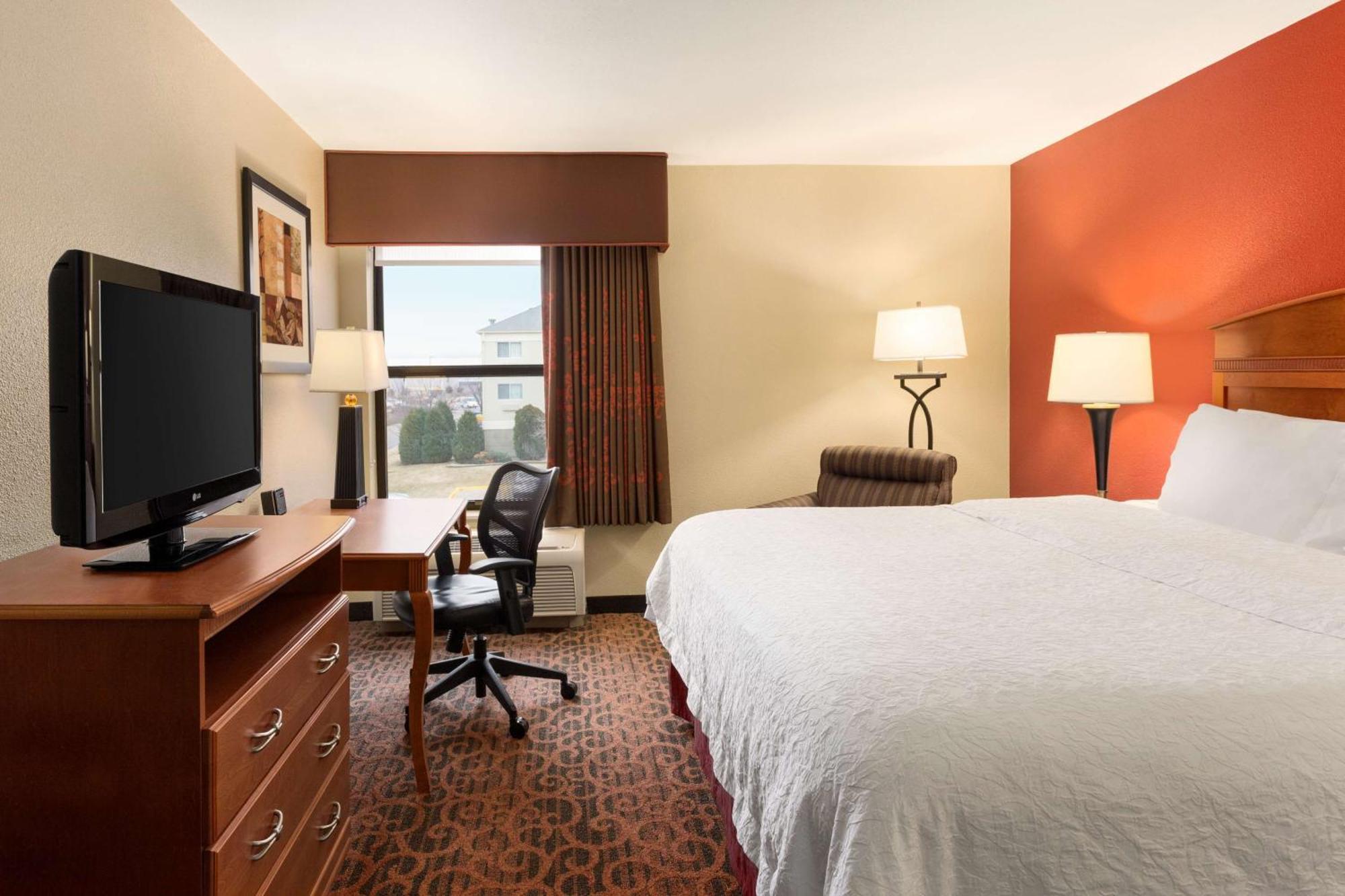 Hampton Inn Wichita-East Zewnętrze zdjęcie