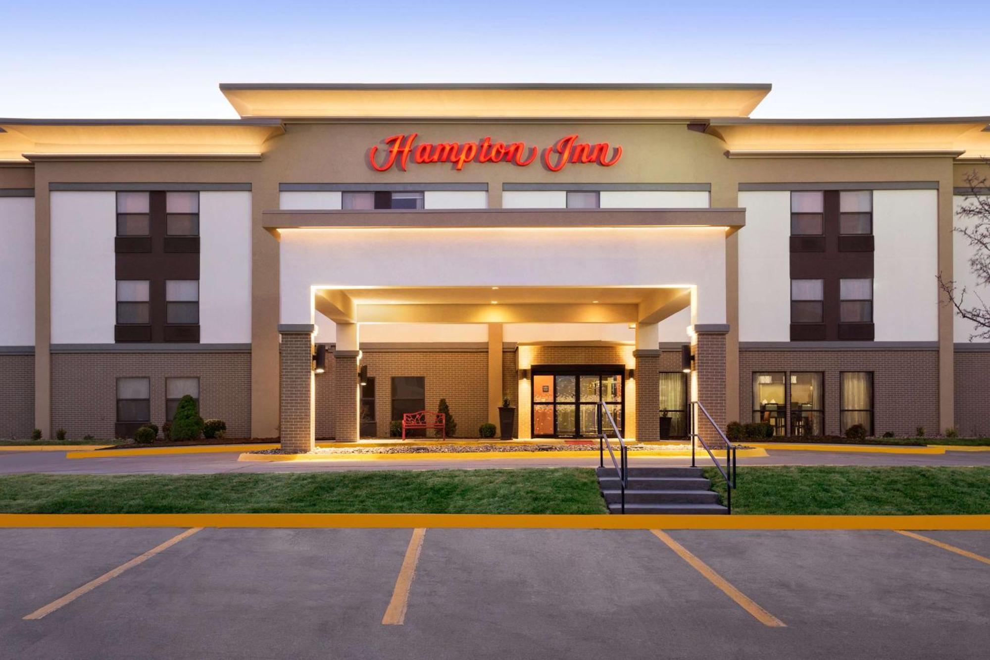 Hampton Inn Wichita-East Zewnętrze zdjęcie